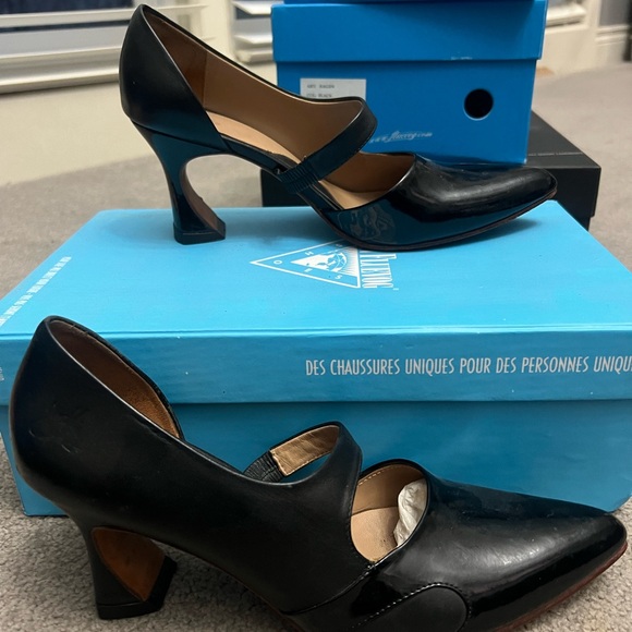 John Fluevog Earhart size 7 main image 6